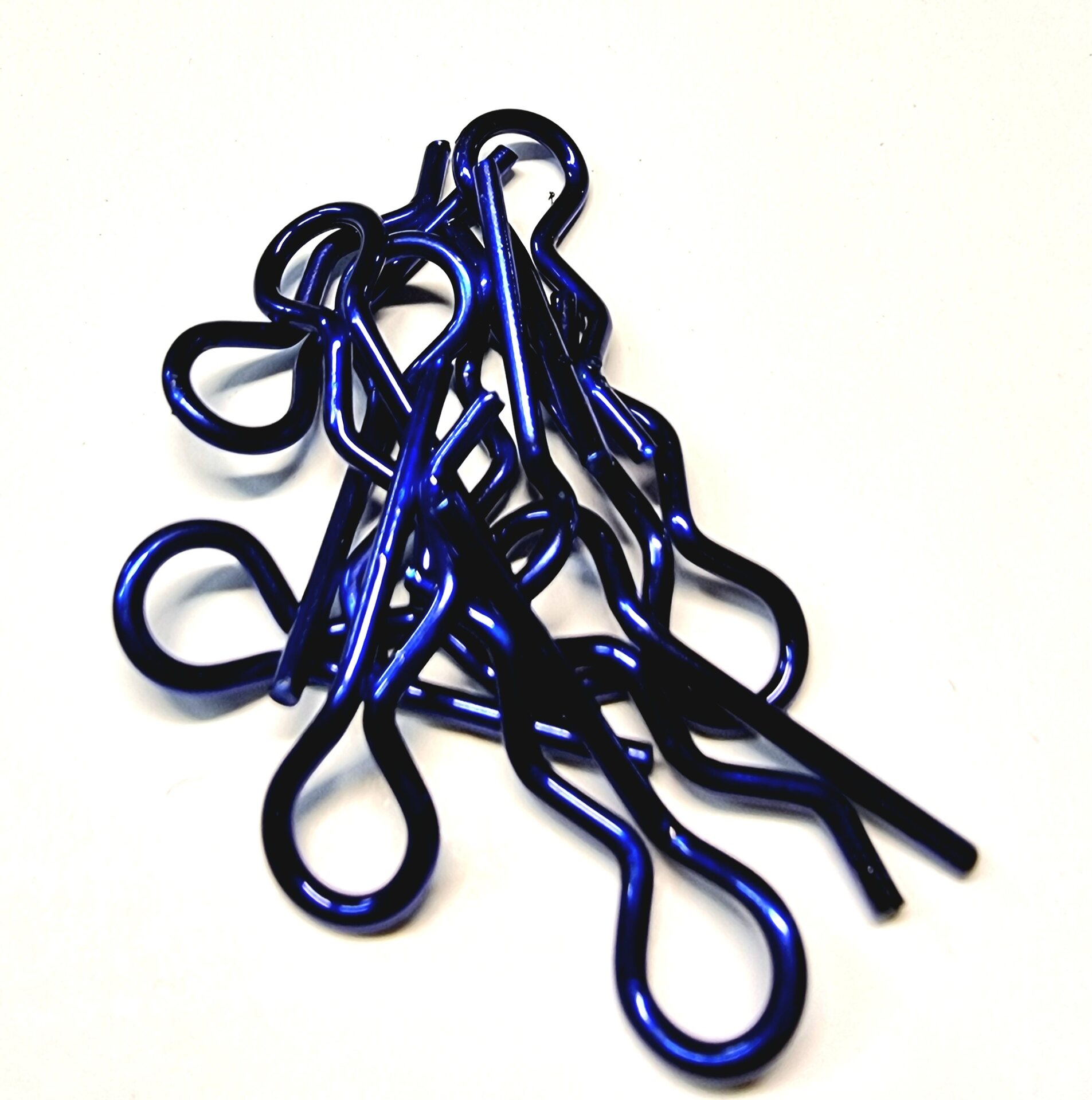 ValueRC Aluminum body clips 35mm*13dia 10pcs for axial SCX6 VASCX6008 Sinine