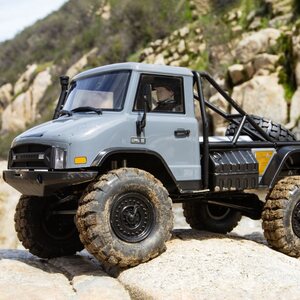 Axial 1/10 SCX10 II UMG10 4WD Rock Crawler Kit (AXI90075)