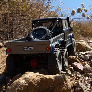 Axial 1/10 SCX10 II UMG10 6x6 Rock Crawler RTR