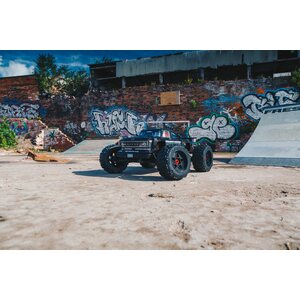 ARRMA RC Outcast 1/5 4WD EXtreme Bash Roller Svart