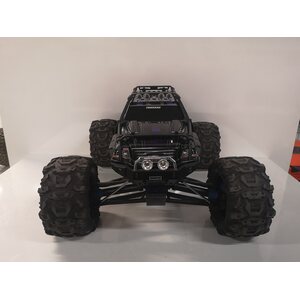Traxxas summit 1/10 Käytetty