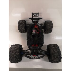 Traxxas summit 1/10 Käytetty