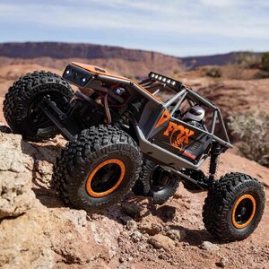 Axial 1/18 UTB18 Capra 4WD Unlimited Trail Buggy RTR