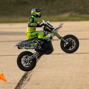 Losi Promoto-SM FXR Supermoto (akku ja laturi mukana, valkoinen)