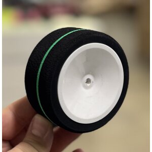 Hot Race D1/10R Rear FOAM TYRES FOR 1/10 BUGGY SHORE 35 - Valmiiksi vanteella ja sorvattuna