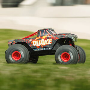 ARRMA RC 1/8 QUAKE 4S 4X4 Monster Truck 4S lipo paketti