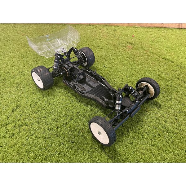 Xray XB2 2022 Käytetty