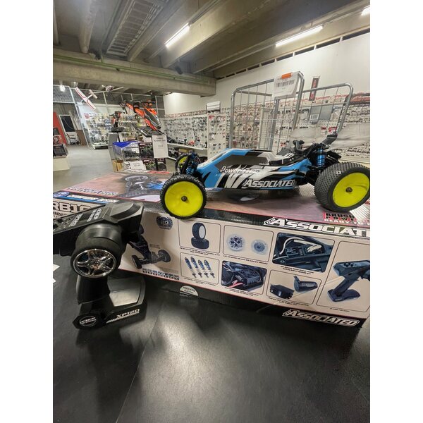 Team Associated RB10, käytetty