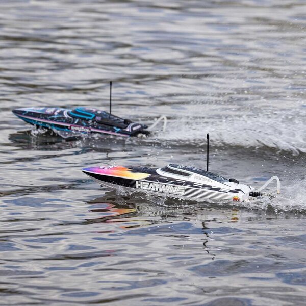 Proboat Recoil 2 18" Self-Righting Brushless Deep-V RTR