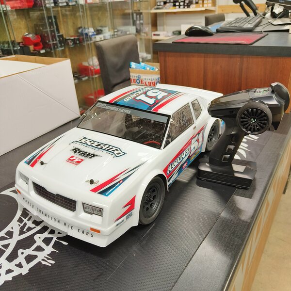 Team Associated SR10 Ajamaton, CR4S Radiolla